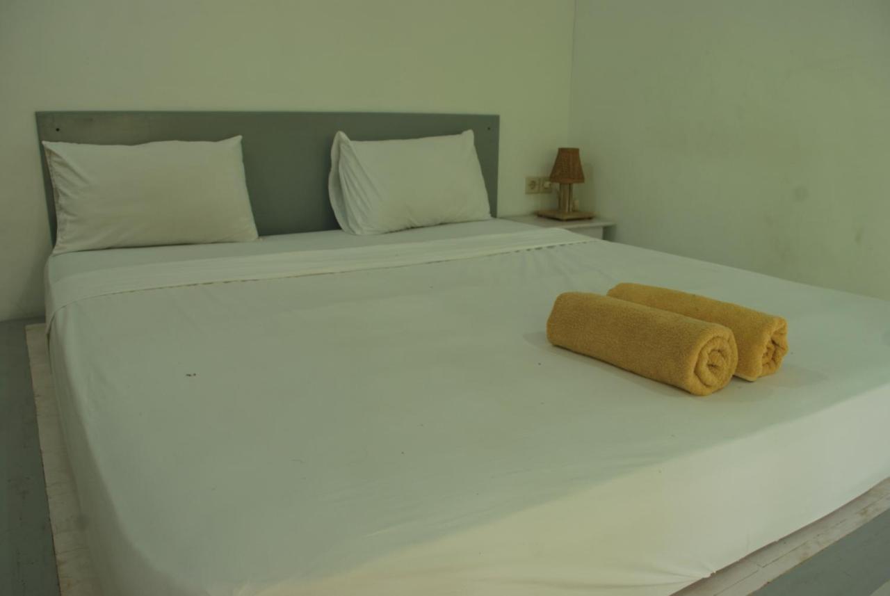 Gili Smile Bungalow غيلي تراوانغان المظهر الخارجي الصورة