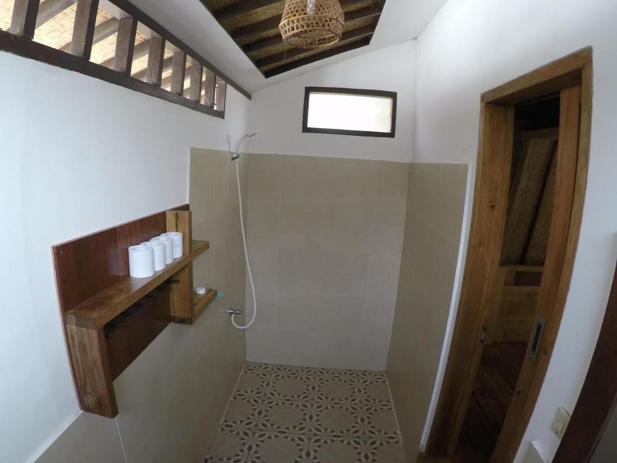 Gili Smile Bungalow غيلي تراوانغان المظهر الخارجي الصورة