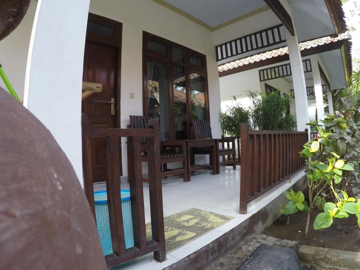 Gili Smile Bungalow غيلي تراوانغان المظهر الخارجي الصورة