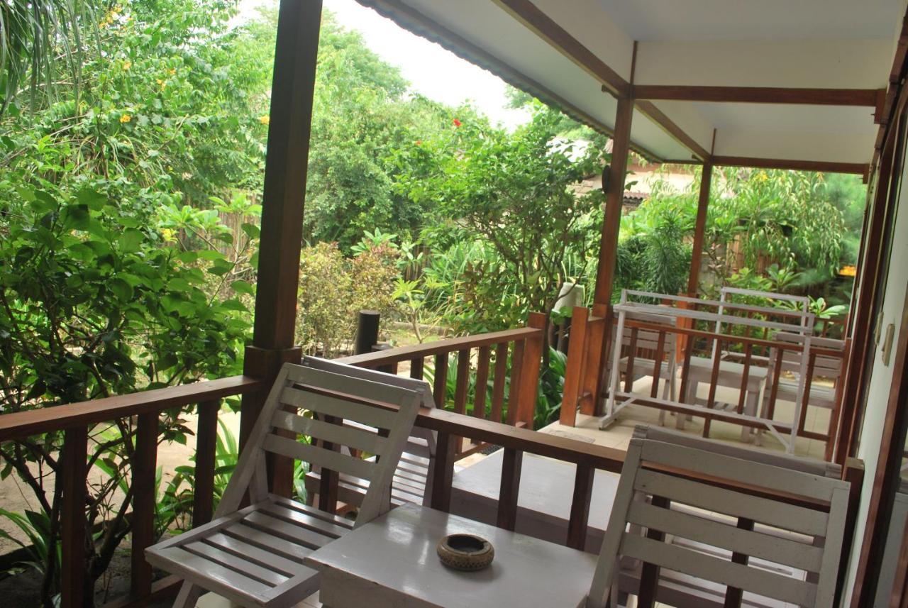 Gili Smile Bungalow غيلي تراوانغان المظهر الخارجي الصورة