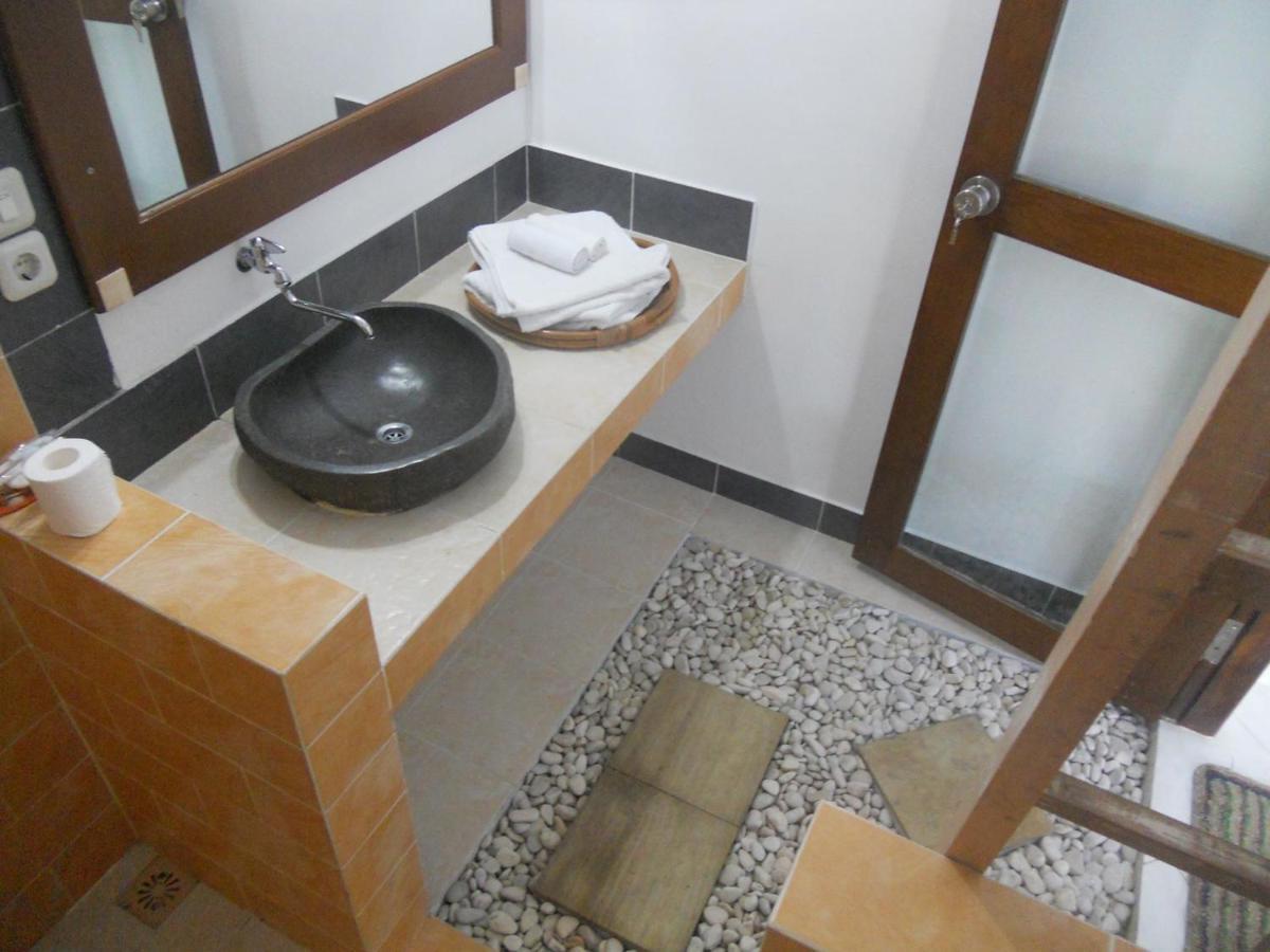 Gili Smile Bungalow غيلي تراوانغان المظهر الخارجي الصورة