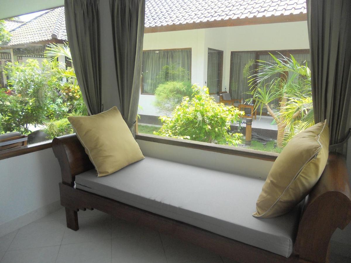 Gili Smile Bungalow غيلي تراوانغان المظهر الخارجي الصورة